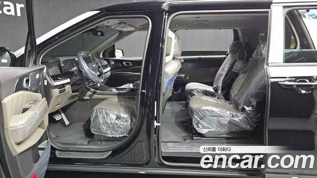 Kia Carnival (IV) HEV 9seater Signature 2027 — фото 11