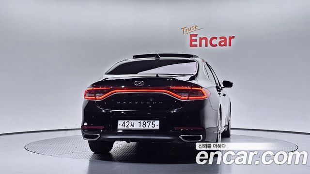 Hyundai Grandeur (IG) 3.3 Celebrity 2018 — фото 4