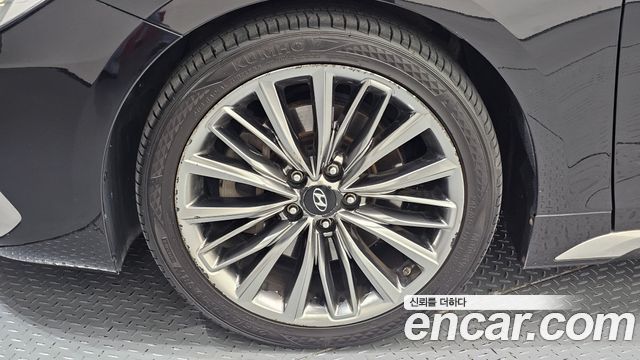 Hyundai Grandeur (IG) 3.3 Celebrity 2018 — фото 5