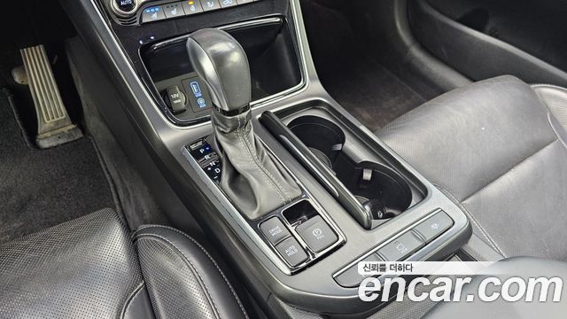 Hyundai Grandeur (IG) 3.3 Celebrity 2018 — фото 9