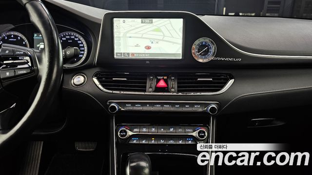 Hyundai Grandeur (IG) 3.3 Celebrity 2018 — фото 13