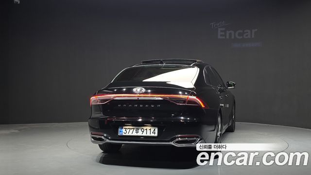 Hyundai Grandeur (IG) 2.5 Le Blanc 2023 — фото 4