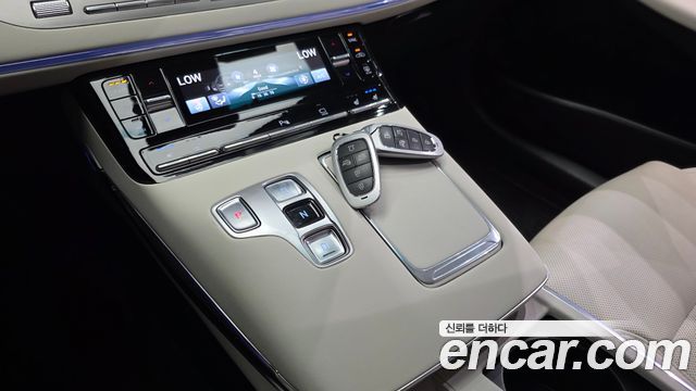 Hyundai Grandeur (IG) 2.5 Le Blanc 2023 — фото 9