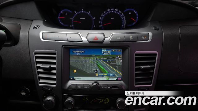 KG Mobility (SsangYong) Korando Turismo 4WD RX 9-seater 2016 — фото 14