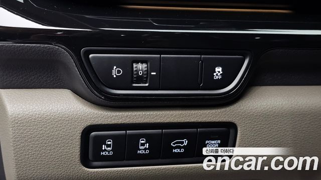 Kia Carnival (IV) HEV 9seater Gravity 2025 — фото 28