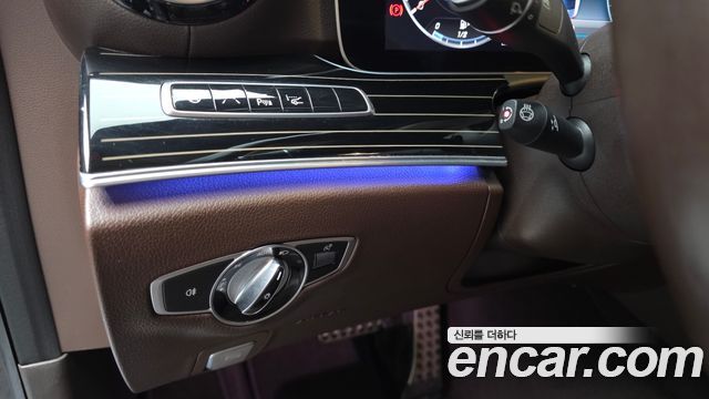 Mercedes-Benz CLS-Class (C257) CLS450 4MATIC AMG Line 2019 — фото 20
