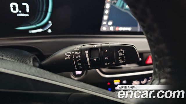 Kia Seltos Gasoline 1.6 Turbo 2WD Prestige 2023 — фото 28
