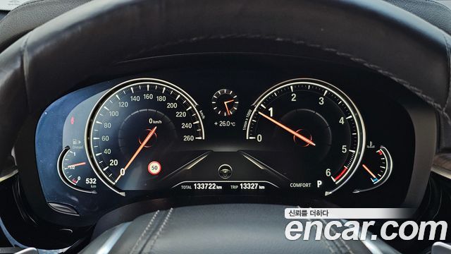 BMW 5 Series (G30) 520d xDrive M Sport Package Plus 2017 — фото 8
