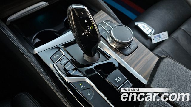 BMW 5 Series (G30) 520d xDrive M Sport Package Plus 2017 — фото 9