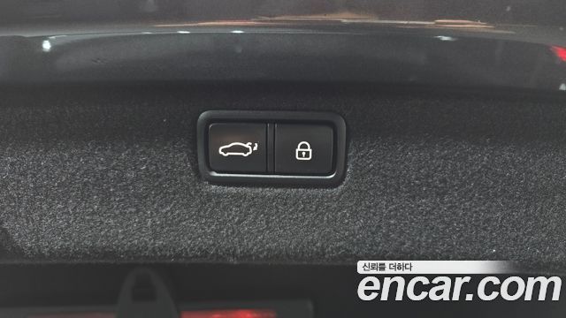 Genesis G80 3.3 GDI Prestige 2018 — фото 16