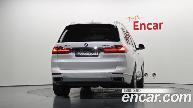 BMW X7 (G07) xDrive 40i Design Pure Excellence 7-Seater 2021 — фото 4