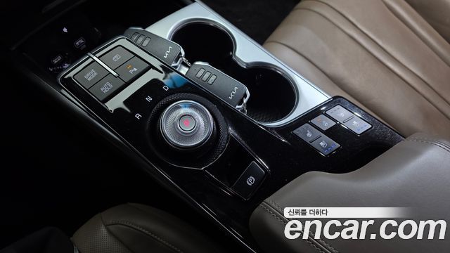 Kia K8 2.5 Gasoline 2WD Noblesse 2022 — фото 9