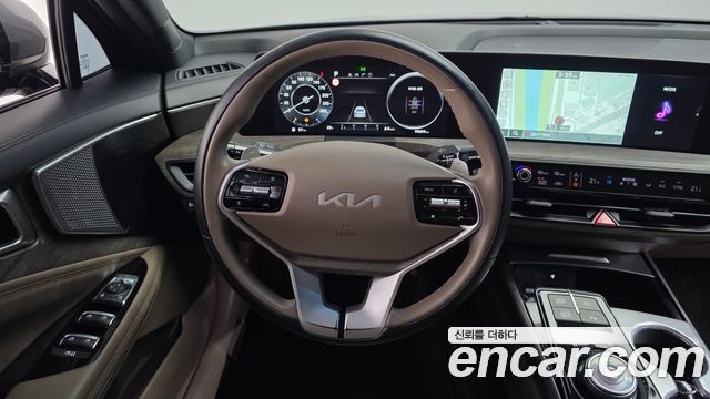 Kia K8 2.5 Gasoline 2WD Noblesse 2022 — фото 13