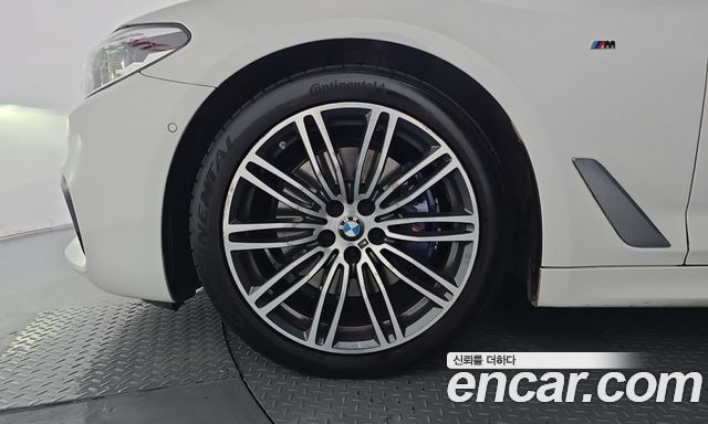 BMW 5 Series (G30) 530i M Sport Package Plus 2020 — фото 5