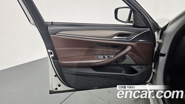 BMW 5 Series (G30) 530i M Sport Package Plus 2020 — фото 24