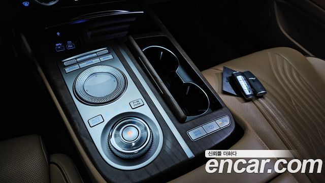 Genesis G80 (RG3) Gasoline 2.5 Turbo AWD 2022 — фото 9