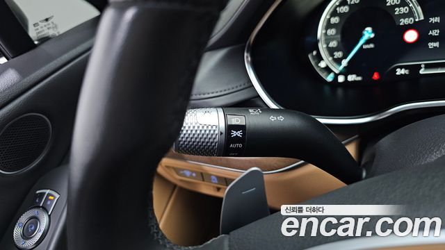 Genesis G80 (RG3) Gasoline 2.5 Turbo AWD 2022 — фото 34