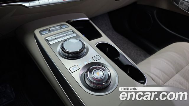 Genesis GV70 2.5T Gasoline AWD 2024 — фото 9