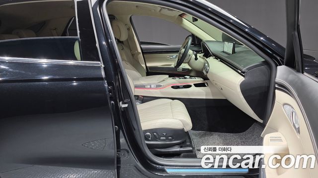 Genesis GV70 2.5T Gasoline AWD 2024 — фото 32