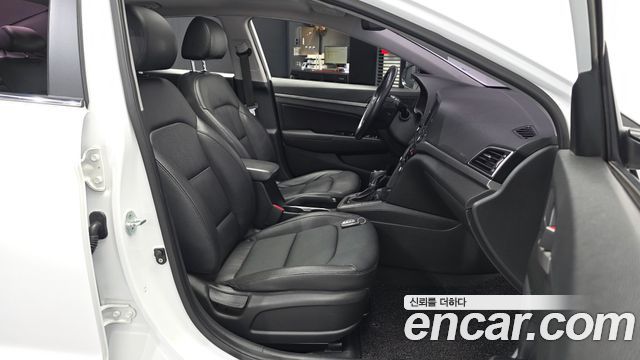 Hyundai Avante (AD) 1.6 GDI Modern special 2016 — фото 11