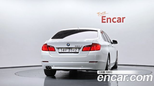 BMW 5 Series (F10) 520d 2013 — фото 4