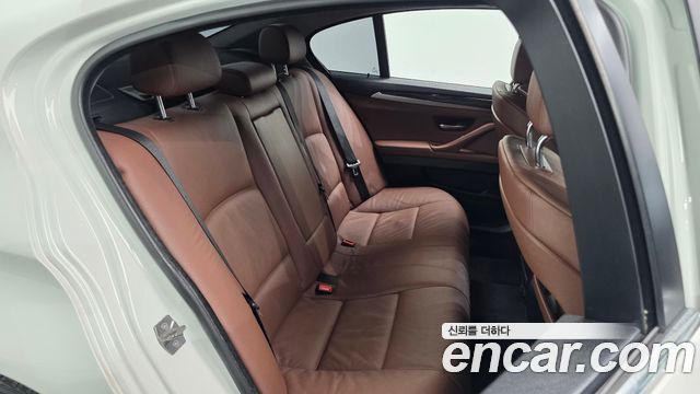 BMW 5 Series (F10) 520d 2013 — фото 11