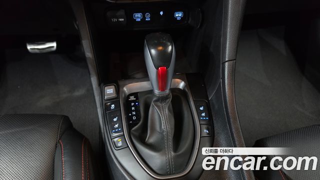 Hyundai Veloster (JS) 1.6 Turbo Sport Core 2018 — фото 9