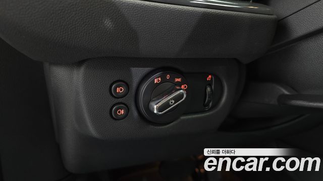 MINI Cooper D Clubman Standard 2nd 2021 — фото 20