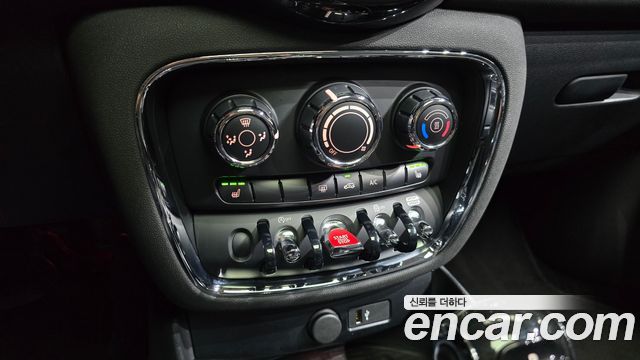 MINI Cooper D Clubman Standard 2nd 2021 — фото 33