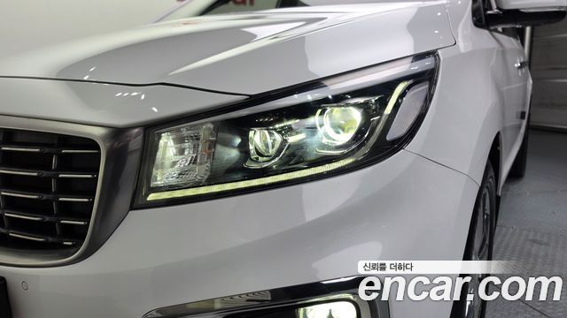Kia Carnival Gasoline 9-Seater Noblesse Special 2020 — фото 22