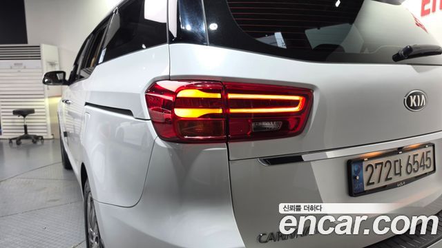 Kia Carnival Gasoline 9-Seater Noblesse Special 2020 — фото 23