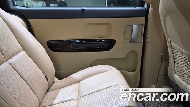 Kia Carnival Gasoline 9-Seater Noblesse Special 2020 — фото 25