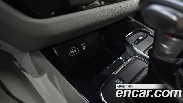 Kia Carnival 9-seater Prestige 2017 — фото 27