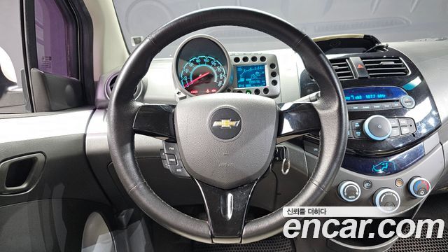 Chevrolet Spark LPG LT Special Edition 2012 — фото 13
