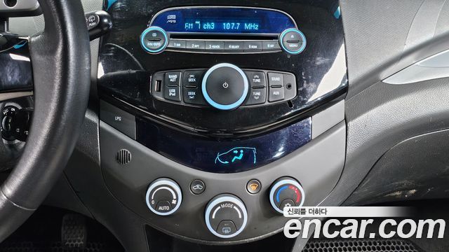 Chevrolet Spark LPG LT Special Edition 2012 — фото 14
