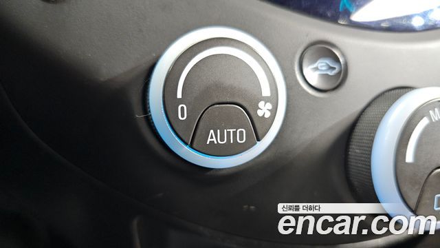 Chevrolet Spark LPG LT Special Edition 2012 — фото 16