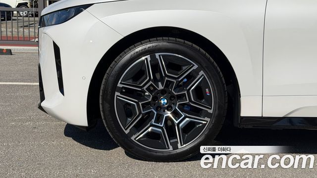 BMW iX xDrive45 M Sport 2026 — фото 5