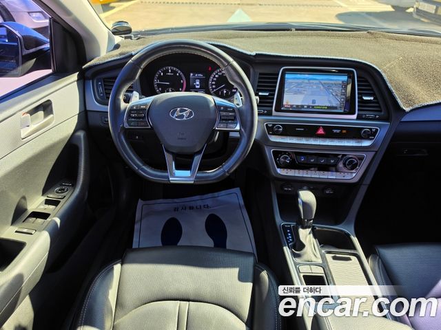 Hyundai Sonata New Rise 1.7 Diesel Style 2018 — фото 9