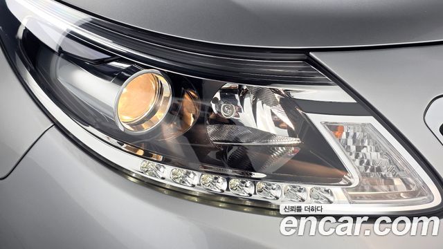Renault Korea SM5 Platinum SE S/S Collection 2014 — фото 22