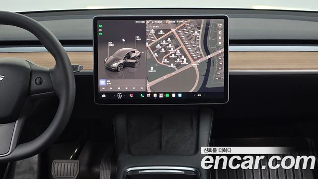 Tesla Model Y Long Range AWD 2024 — фото 13