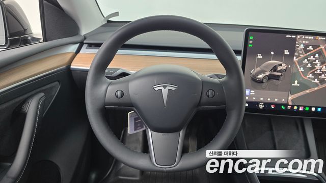 Tesla Model Y Long Range AWD 2024 — фото 14