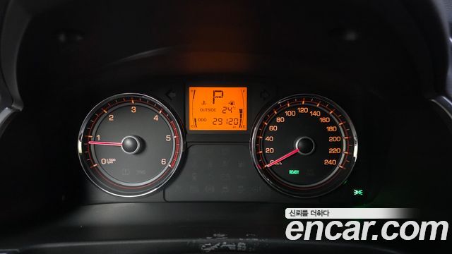 KG Mobility (SsangYong) Style Korando C 2.2 RX 2WD DLX 2018 — фото 8