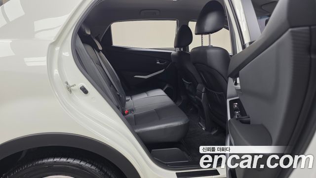 KG Mobility (SsangYong) Style Korando C 2.2 RX 2WD DLX 2018 — фото 11
