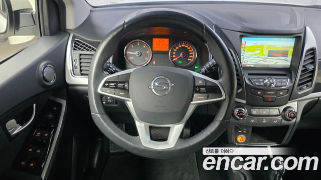 KG Mobility (SsangYong) Style Korando C 2.2 RX 2WD DLX 2018 — фото 14