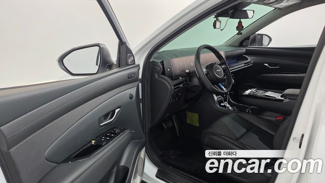 Hyundai Tucson (NX4) Gasoline 1.6 Turbo 4WD Inspiration 2025 — фото 10