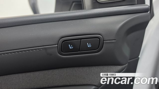 Hyundai Tucson (NX4) Gasoline 1.6 Turbo 4WD Inspiration 2025 — фото 42
