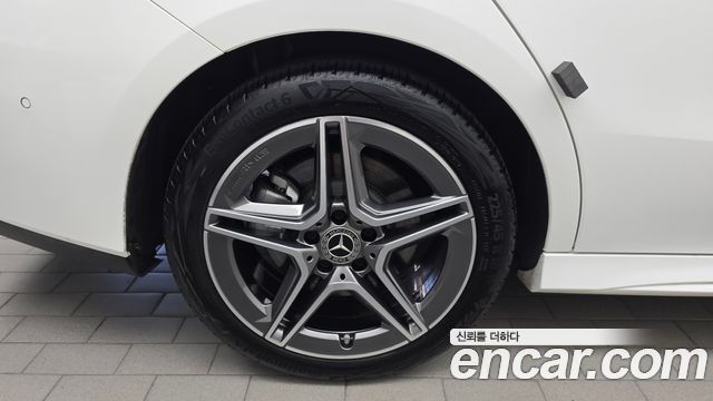 Mercedes-Benz CLA-Class (C118) CLA250 4MATIC 2024 — фото 5