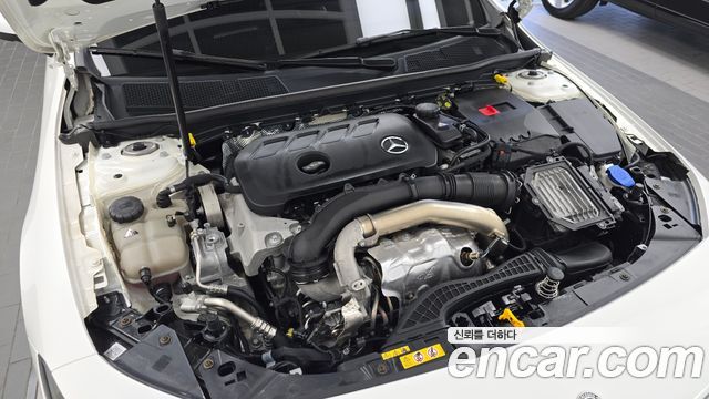 Mercedes-Benz CLA-Class (C118) CLA250 4MATIC 2024 — фото 6