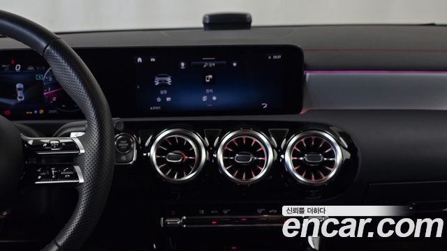Mercedes-Benz CLA-Class (C118) CLA250 4MATIC 2024 — фото 12