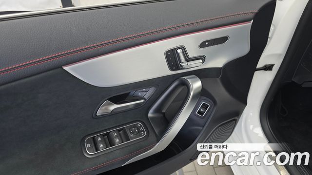 Mercedes-Benz CLA-Class (C118) CLA250 4MATIC 2024 — фото 20